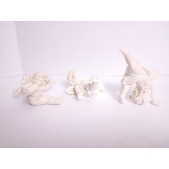 Set of 3 Vintage GANZ White Porcelain Cherubs at Play Figurines - Picture 6 of 14